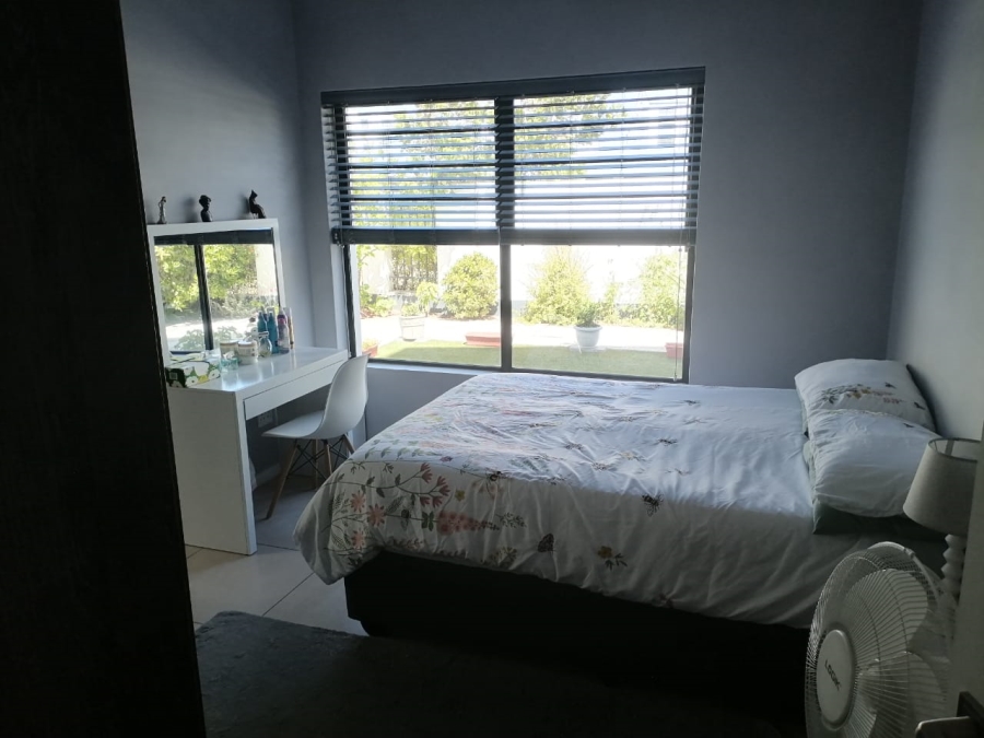 To Let 3 Bedroom Property for Rent in De Velde Western Cape